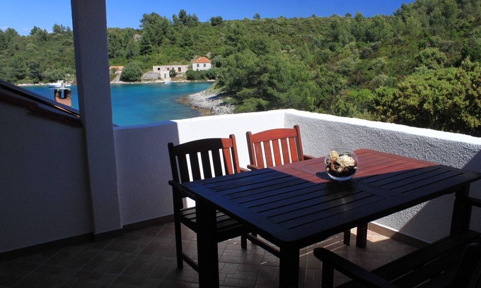 Scedro Apartment | One bedroom apartment near beach Cove Karkavac - Šćedro, Hvar (A-8801-a)