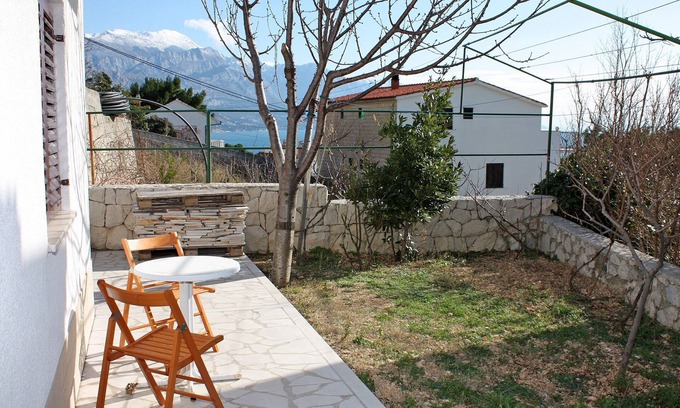 Marusici Apartment | One bedroom apartment with terrace and sea view Marušići, Omiš (A-962-d)