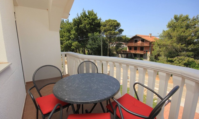 Pasman Apartment | One bedroom apartment with terrace Pašman (A-8215-a)