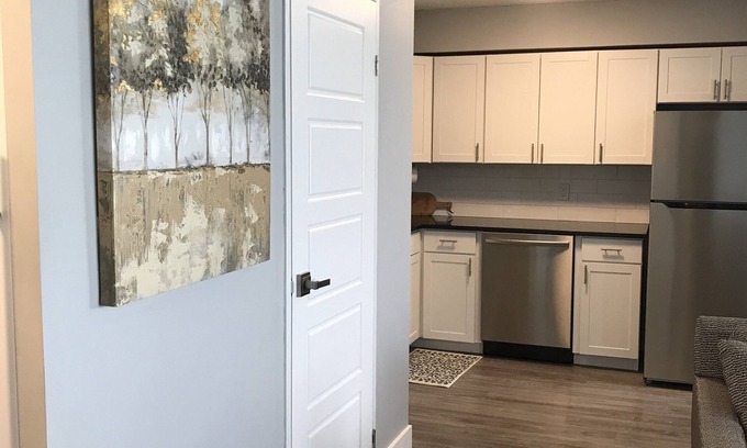 Sarnia Condo | ONE BEDROOM CONDO with Amazing View of the St.Clair River