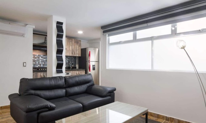 Medellin Apartment | One BEDROOM HOT TUB AC SECURITY