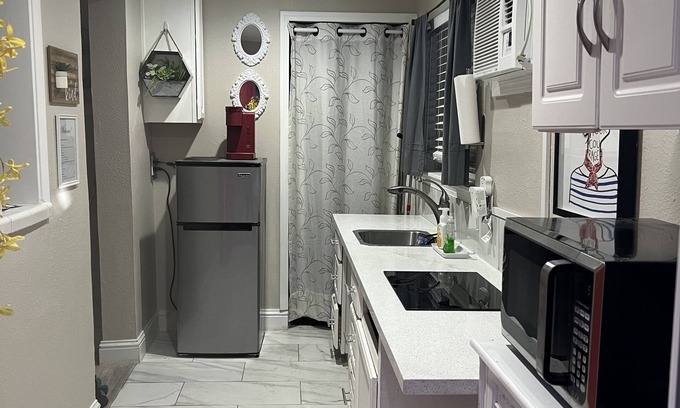 Tracy Apartment | One bedroom In-Law Unit Near Downtown Tracy