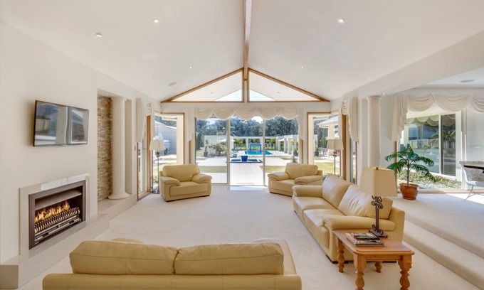One Mile House | One Mile Mansion - Private Coastal Retreat