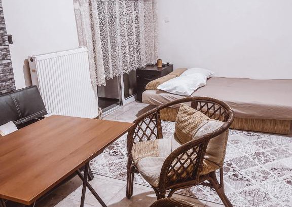 Komotini Apartment | ONE OF THE CHEAPEST IN THE CITY Eucalyptus