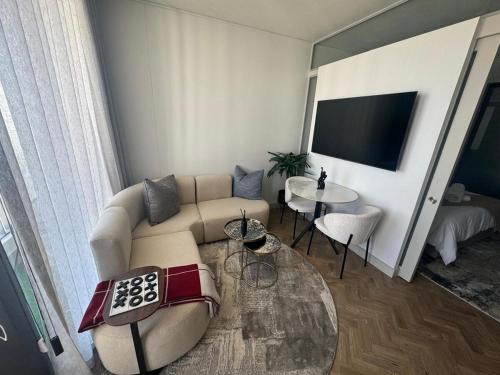 Greater Johannesburg Metropolitan Area Apartment | One Rosebank 1 Bed Apartment