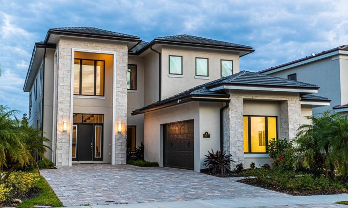 Reunion House | ONIP - Beautiful Home in Bears Den Near Disney with Private Pool, Movie Room, Pool Table & Resort Amenities - 997JN