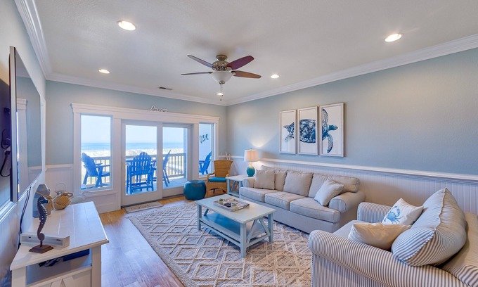 Rodanthe Condo | Open, beautiful ocean-view home with pool, hot tub & lanai - snowbird-friendly