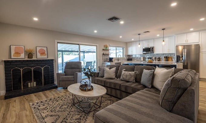 Mesa House | Open Floor Mesa Gable Vacation Home with Heated Pool by Redawning