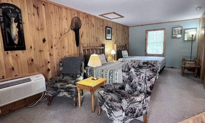 Wellston Cabin | Open Floor Plan 2 Bed Cabin In Manistee National Forest #5