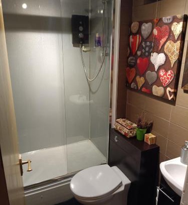 Shawlands Apartment | Open space studio in Shawlands