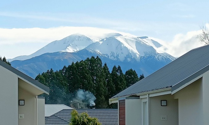 Methven Apartment | Opuke Crash Pad, enjoy Resort Facilities, Opuke Hot Pools, Ski Field.