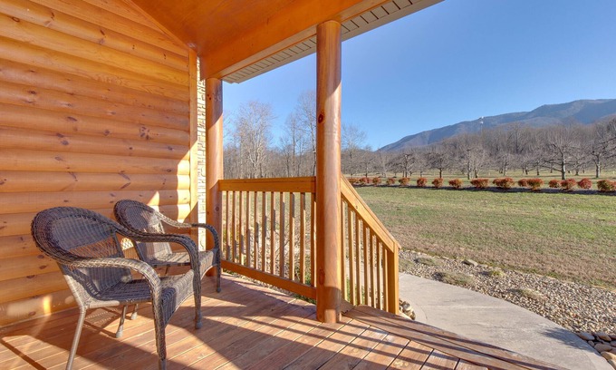 Rocky Grove House | Orchard Hideaway