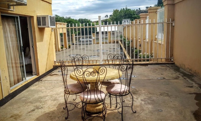 Ficksburg House | Oregon Cottage