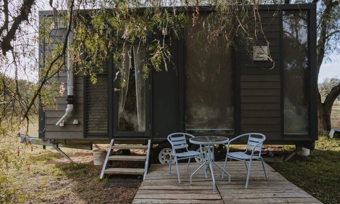 Mundoona House | Organic Farm Stay by Tiny Away