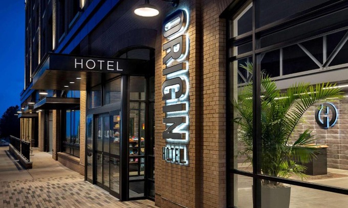 North Central Westminster Hotel | Origin Westminster a Wyndham Hotel