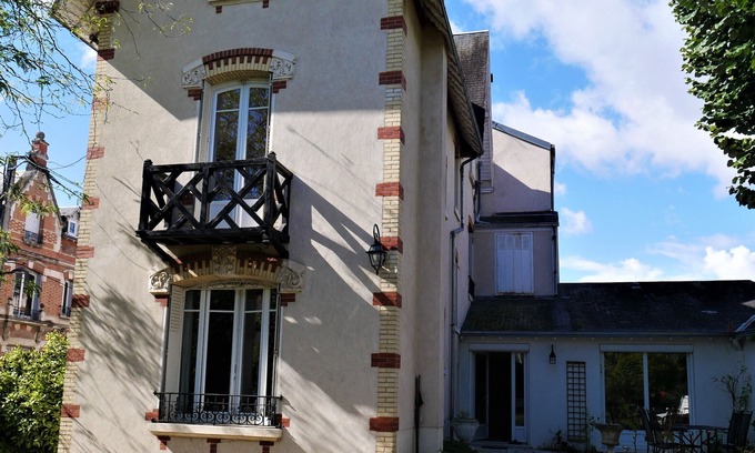 Chateaudun-Bannier Cottage | Orléans inn, 3 bedrooms, 6 people