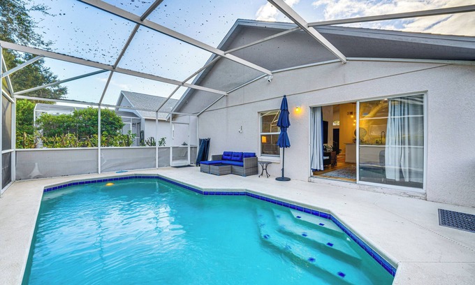 Florida Pines House | Orlando Theme Park Adventures: Family Getaway