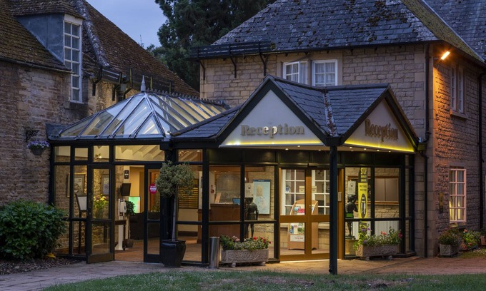 Peterborough Hotel | Orton Hall Hotel & Spa