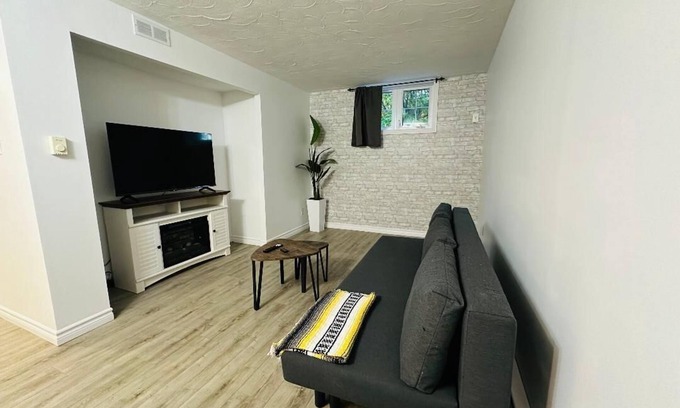 Moncton House | Oscar's Retreat-1 bedroom private modern spacious apartment. pet friendly!