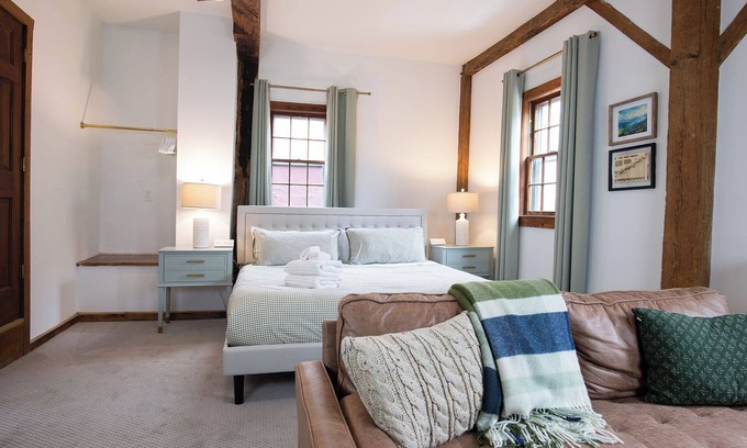 Raphine Cabin | Osceola Mill Inn & Cabin, Raphine - Lexington near I-81 and I-64