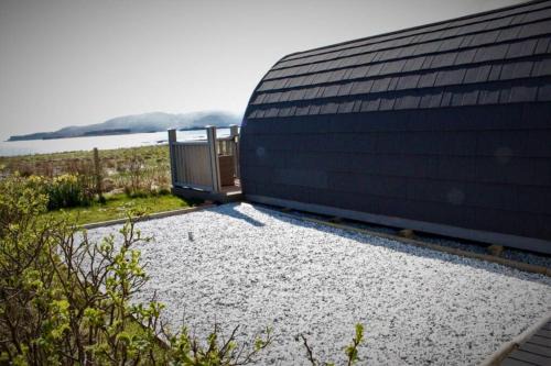 Ose Ski Chalet | Ose Pod, an ever changing view to the sea