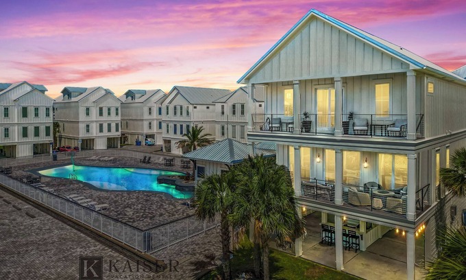 Orange Beach House | Osprey 27 Bayside home w/boat slip, community pool – Sea Smiles by Kaiser