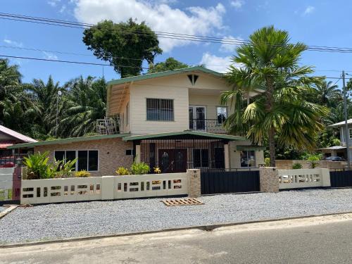 Paramaribo House | Osso fu mi ati (huis van mijn hart)