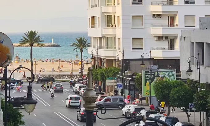 Branes Apartment | Oumnia Luxe Stay Spacieux Central