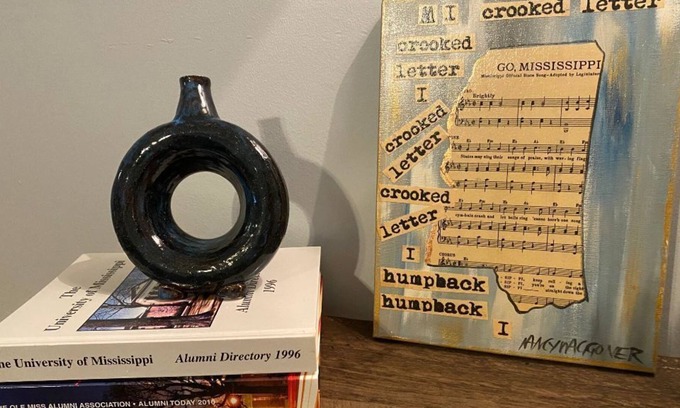 Oxford Cottage | Our Oxford Place Cottage; Walk to Campus, Vaught, and Swayze