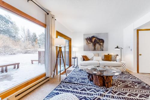 Jackson Hole Apartment | Owen D