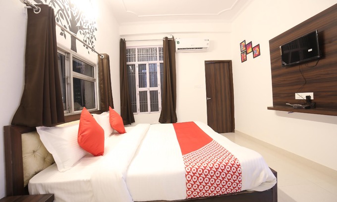 Jagatpura Hotel | OYO 23109 Hotel Crossroads