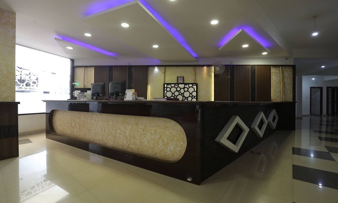 Mangalpady Hotel | OYO 24602 City Residence