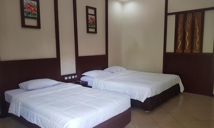 Bojonegoro Hotel | OYO 2671 Wisma Djaja Syariah