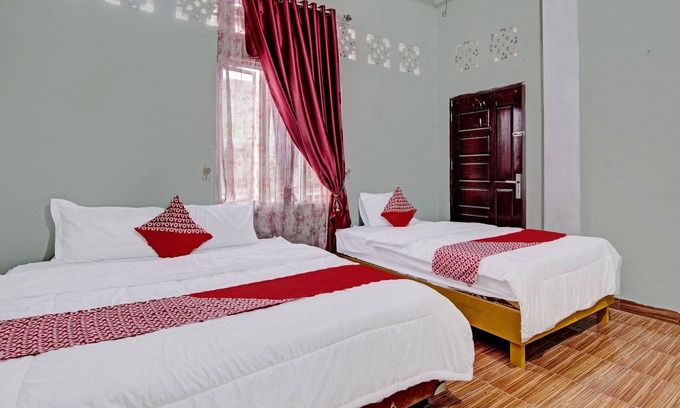 Siak Hotel | OYO 92455 Hadhilfa Homestay Syariah Near Nowwa Cafe