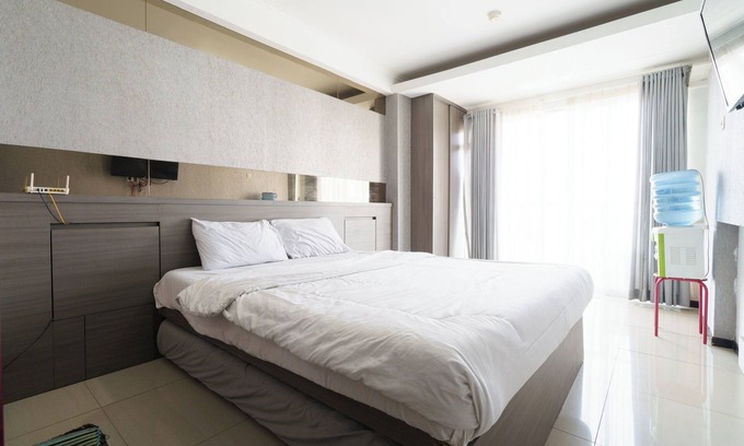 Cimahi Hotel | OYO 94100 Gateway Pasteur Apartment By Ilyasa