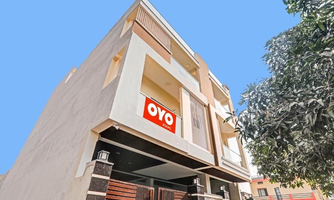 Gorakhpur Hotel | OYO Flagship 70307 Hotel Sanvi Galaxy