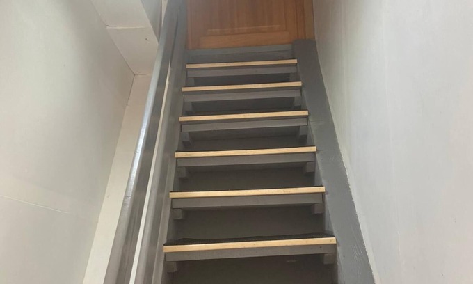 La Ferte-Gaucher Apartment | P1 studio, 5 minutes' walk from the Super U, 10 minutes' walk from the town center.