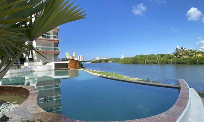 Marina Mazatlan Apartment | Pacifika Marina Mazatlan by Partnerhost