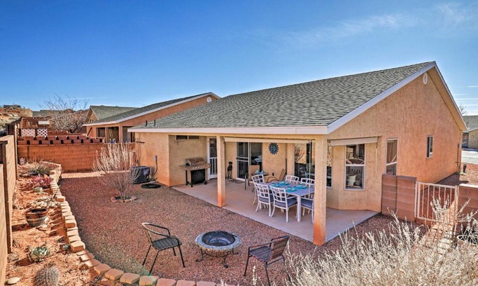 Page House | Page Family Getaway with Yard Less Than 7 Mi to Lake Powell!