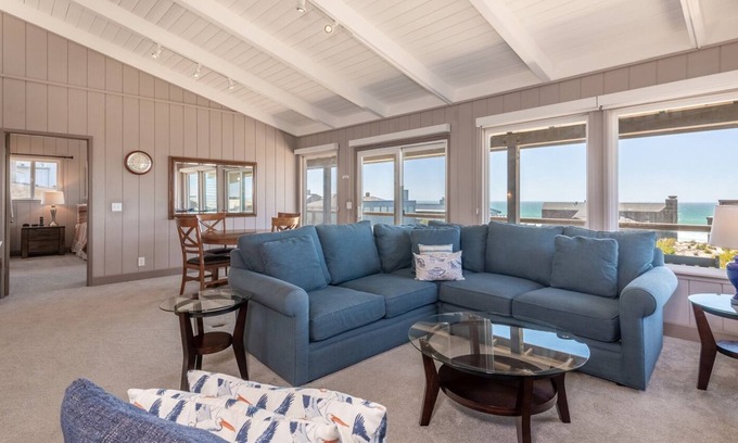 Watsonville House | Pajaro Dunes Beach Paradise! Relaxation and fun awaits!