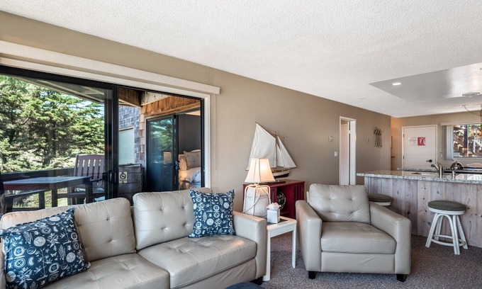 Pajaro Dunes Condo | Pajaro Dunes Resort - 2 bedroom Newly Updated Shorebirds Condo!