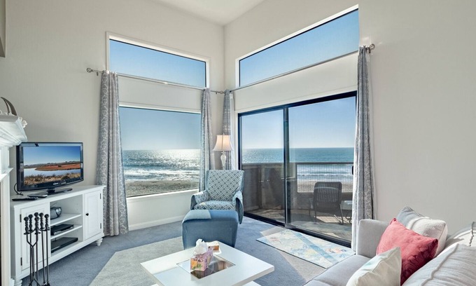 Pajaro Dunes Condo | Pajaro Dunes Resort: 1 Bedroom Ocean Front Getaway!