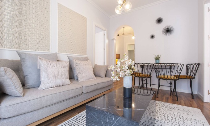 Palacio Apartment | Palacio Real I - Cozy downtown apartment in the La Latina neighborhood
