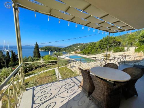 Kalami House | Paleopetres K-One - Premium Double Suite - Kalami -
