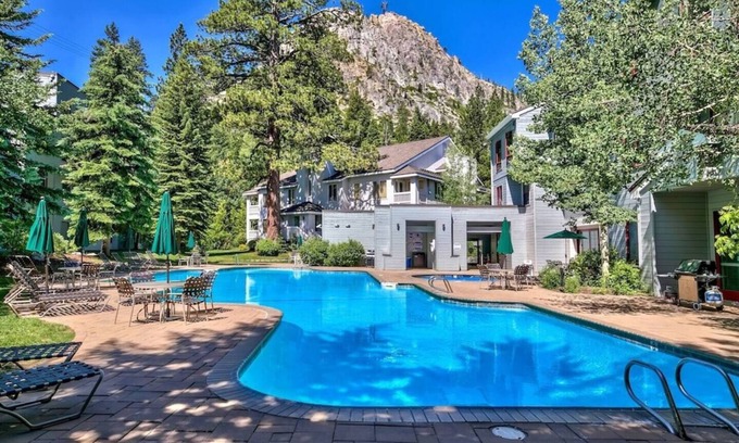 Olympic Valley Apartment | Palisades Ski Condo: Ski-in/ski-out Studio w/Hot Tubs and Pool