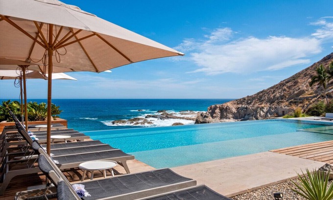 Rancho Cerro Colorado Villa | Palmilla Vegas III Magnificent Beachfront Villa
