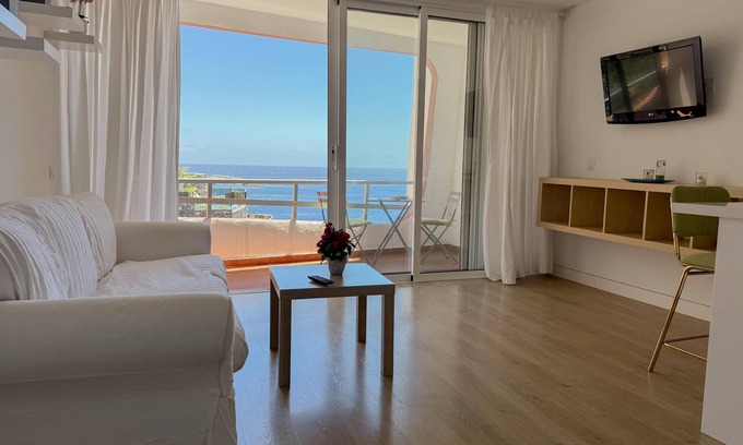 Tabaiba Apartment | Pambnb- Tabaiba Atlantic View Retreat