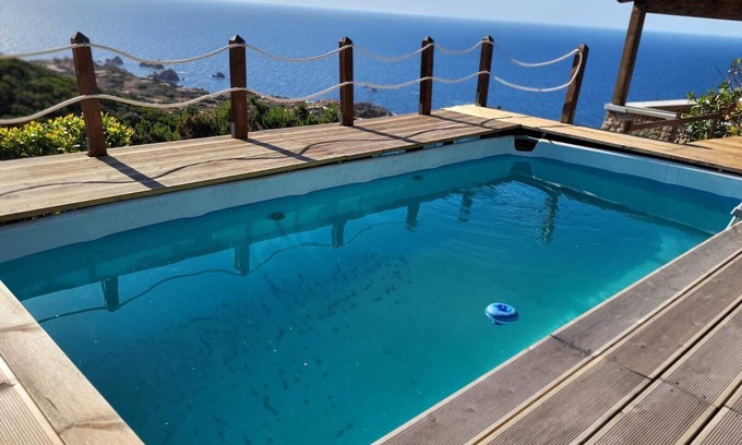 Costa Paradiso Villa | Panoramic villa with exclusive pools
