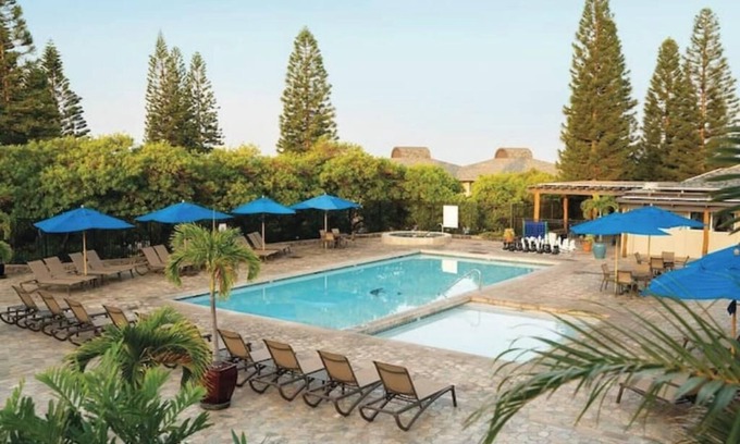 Waikoloa Apartment | Paniolo Greens Resort 2 BR w/POOL & HOT TUB