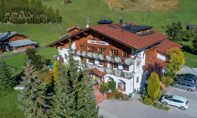 Holzgau Hotel | Panorama-Hotel Winklerhof
